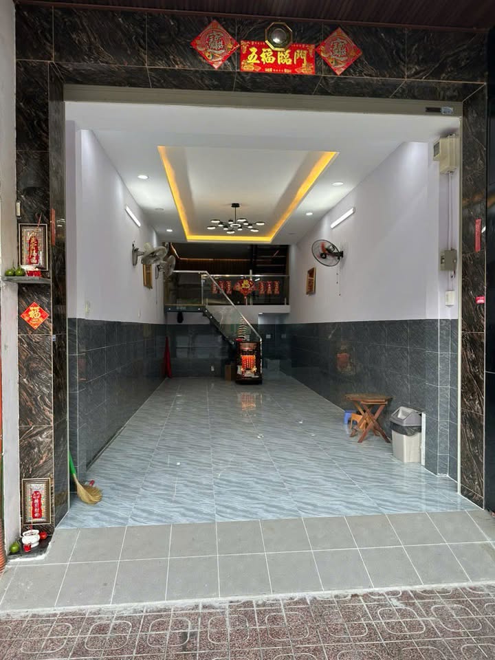 Nhà mặt tiền kinh doanh Quận 11, 46m² giá 28 triệu - Thích hợp nhiều ngành nghề!