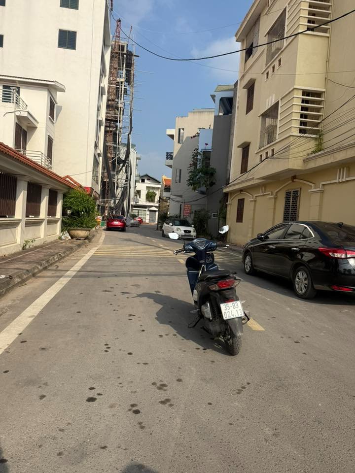 Đất nền Hàng Trống, Hoàn Kiếm 60.5m² - Vị trí đắc địa, tiềm năng cho thuê cao!