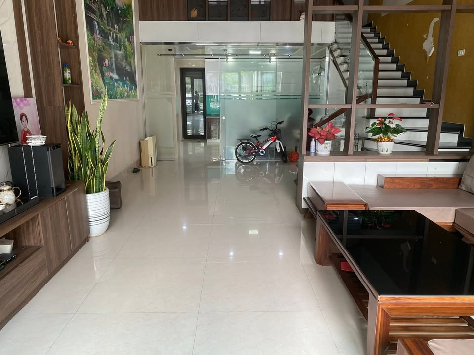 Nhà phố Kings Town Cái Lân 70m² giá 6 tỷ - Sẵn sàng vào ở ngay!