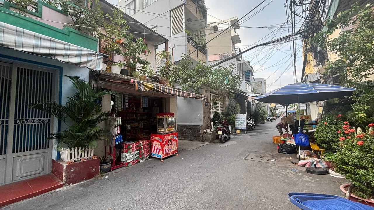 Nhà riêng Bình Thạnh 85m² giá 9.95 tỷ - Hẻm xe tải tránh, kinh doanh thuận lợi!