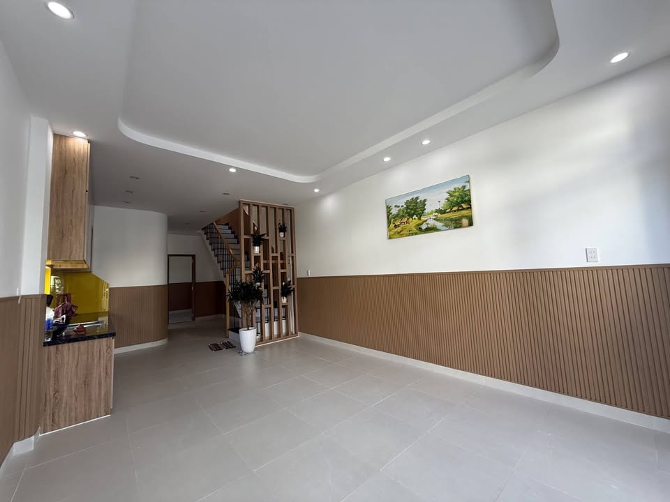 Nhà chính chủ Hòa Quý Ngũ Hành Sơn 60m² giá 3.05 tỷ - Đẹp như mơ!