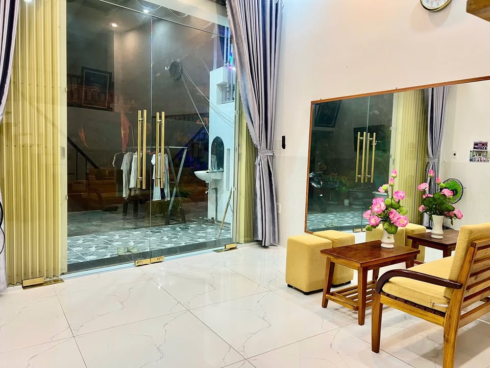 Cho thuê phòng trọ đường Nguyễn Sắc Kim, Hòa Xuân - Giá chỉ 3,2 triệu/tháng, vào ở ngay!