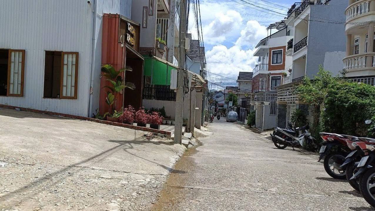 Đất liên kế sân vườn đường Nguyễn Công Trứ, Đà Lạt 129.78m² giá 9.5 tỷ - Cơ hội đầu tư hấp dẫn!