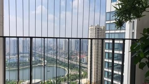 Căn hộ 2 phòng ngủ Vinhomes D'Capitale 73m² giá 10 tỷ - Thiết kế hiện đại, view hồ tuyệt đẹp!