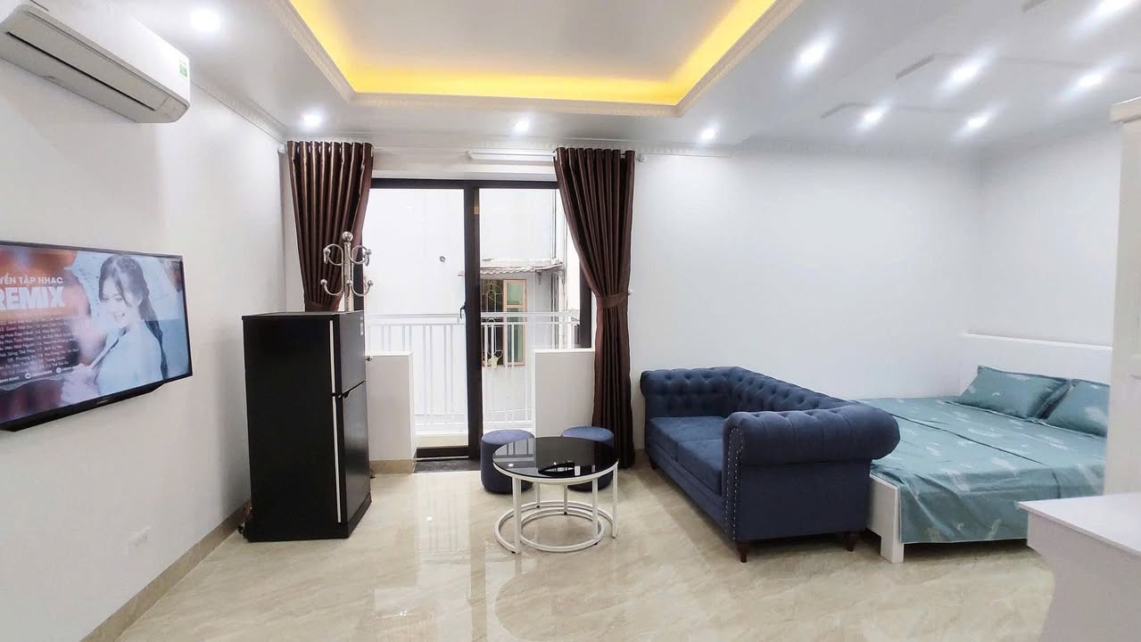 Căn hộ cho thuê ngõ 1194 Láng Thượng 30m² - Full nội thất, ô tô đỗ cửa!