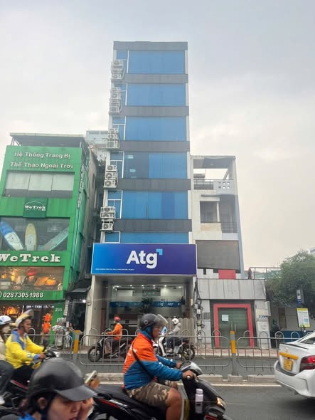 Tòa nhà Văn Phòng mặt tiền P8, Quận Phú Nhuận 79.3m² giá 50 tỷ - Đầu tư sinh lời ngay!