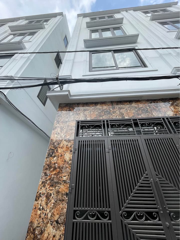 Nhà đẹp 5 tầng lô góc 31m² tại xã Đại Thanh - Giá chỉ 5 tỷ