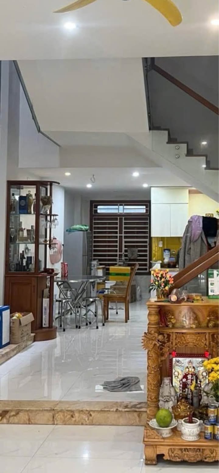 Nhà 4 tầng mặt tiền Bế Văn Đàn - Thanh Khê, 70m² giá 7 tỷ - Kinh doanh sầm uất!