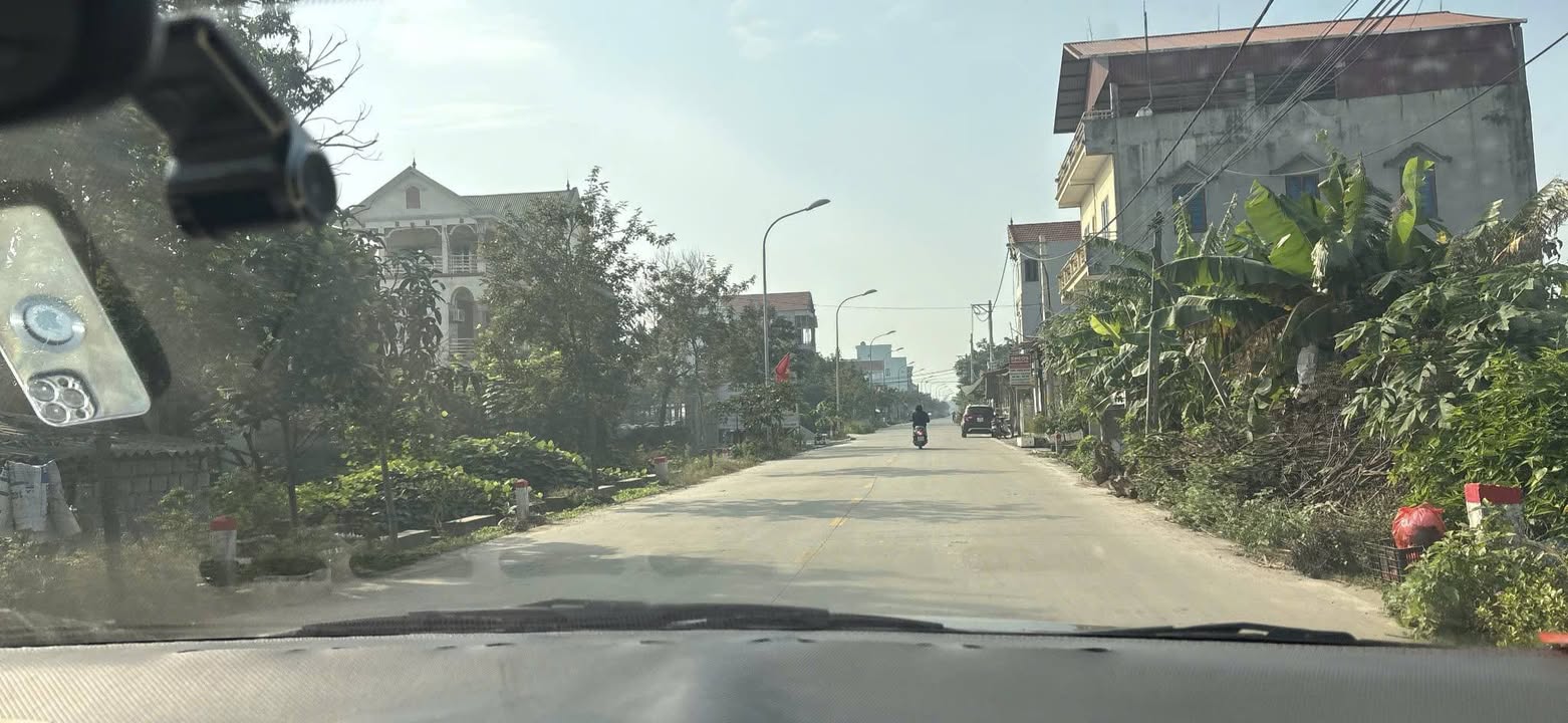 Đất nền Quang Lãng, Phú Xuyên 90m² - Kinh doanh sầm uất, mặt đường nhựa