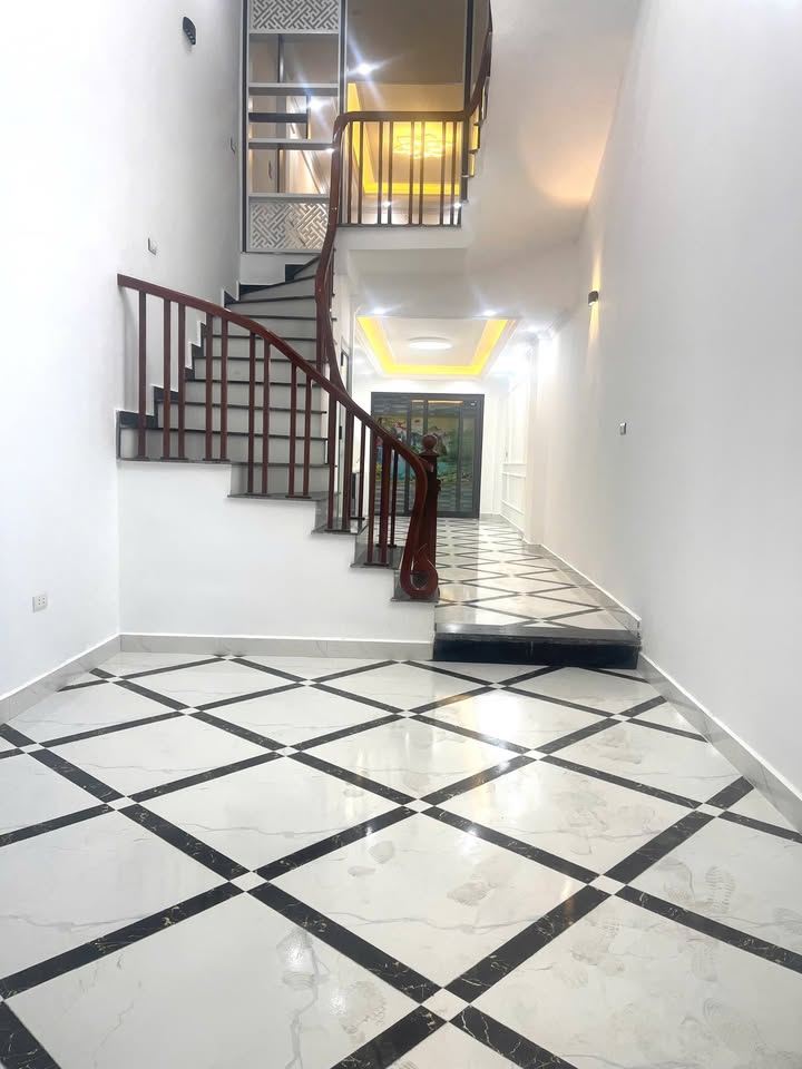 Nhà đẹp phố Tựu Liệt, 48m² giá nhỉnh 8 tỷ - Thiết kế hiện đại, ô tô tránh!