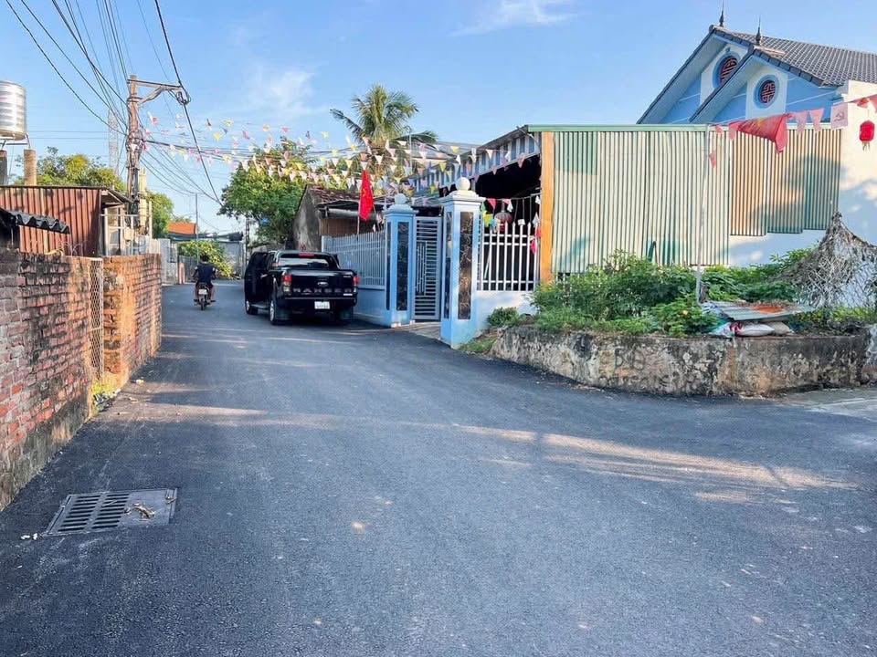 Đất nền 97m² tại trung tâm hành chính xã Đông Yên, Quốc Oai - Cơ hội đầu tư tốt với giá 3 tỷ!