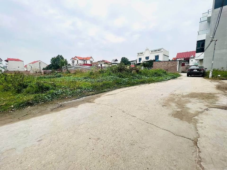 Đất nền Mai Đình, Sóc Sơn 94.4m² giá 4 tỷ - Đầu tư sinh lời hấp dẫn!