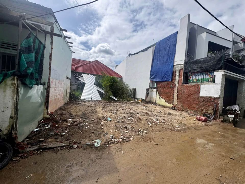 Lô đất hẻm ô tô Vĩnh Ngọc Nha Trang 73.3m² giá 2.65 tỷ - Cơ hội đầu tư tuyệt vời!