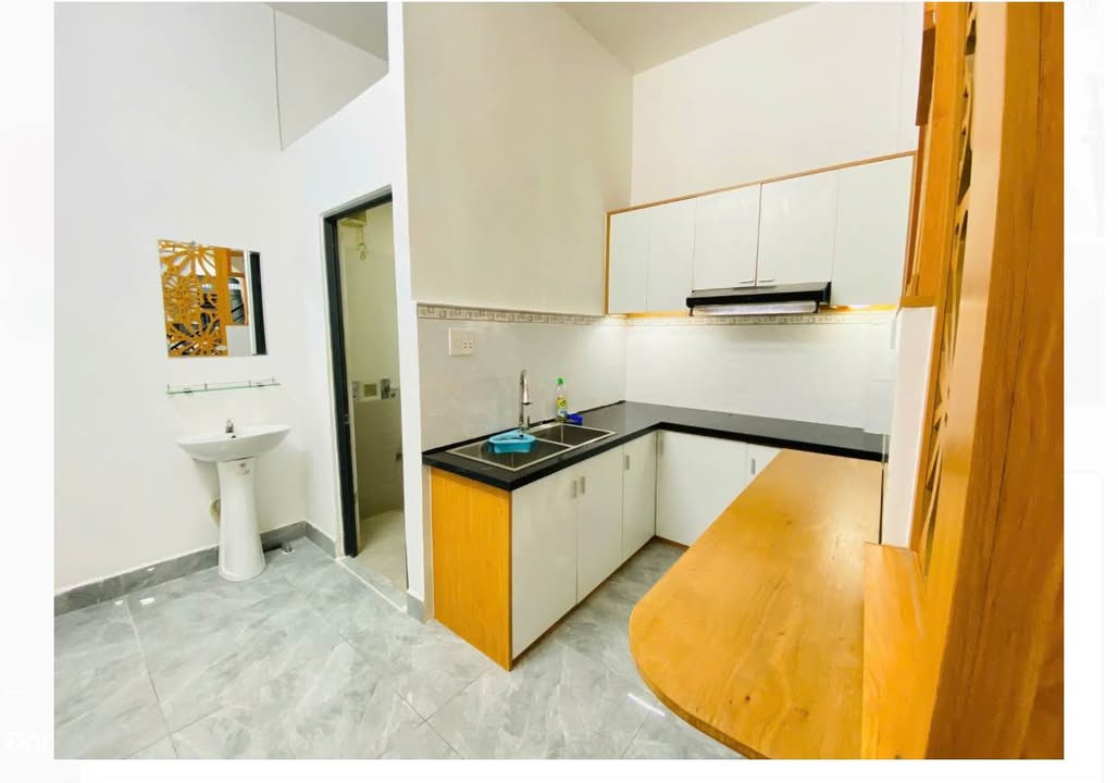 Nhà Gò Vấp 40m² giá 4.78 tỷ - Vị trí thuận lợi, hẻm thông thoáng!