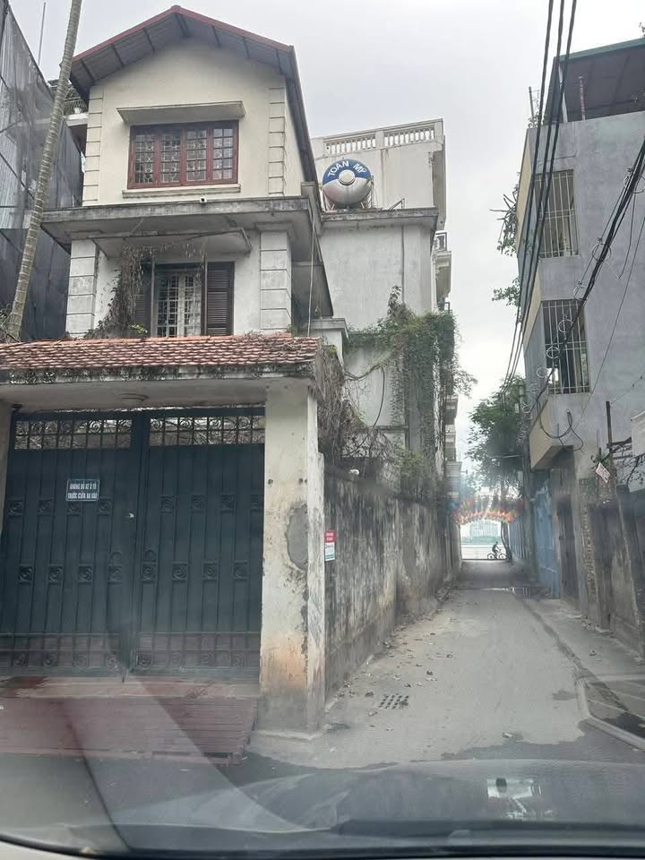 Nhà 3 tầng Võng Thị, Tây Hồ 148m² giá 7 tỷ - Lô góc đẳng cấp gần Hồ Tây!