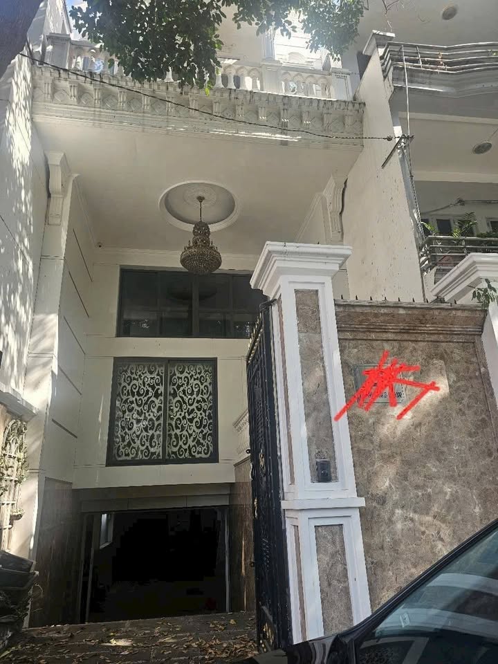 Nhà mặt tiền kinh doanh Đường Núi Thành, Tân Bình 110m² giá 26,99 tỷ - Đầu tư sinh lời ngay!