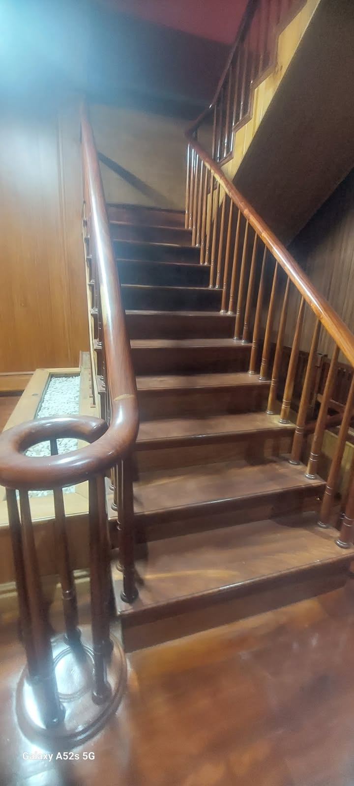 Nhà đẹp Trần Quang Khải, Tuy Hòa 92m² giá 4.75 tỷ - Full nội thất sang trọng!