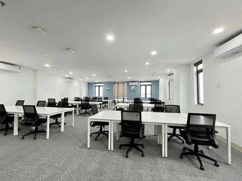Tòa nhà văn phòng 9 tầng Hòa Minh - 160m² giá 48 tỷ - Mặt tiền rộng, view biển đẹp!