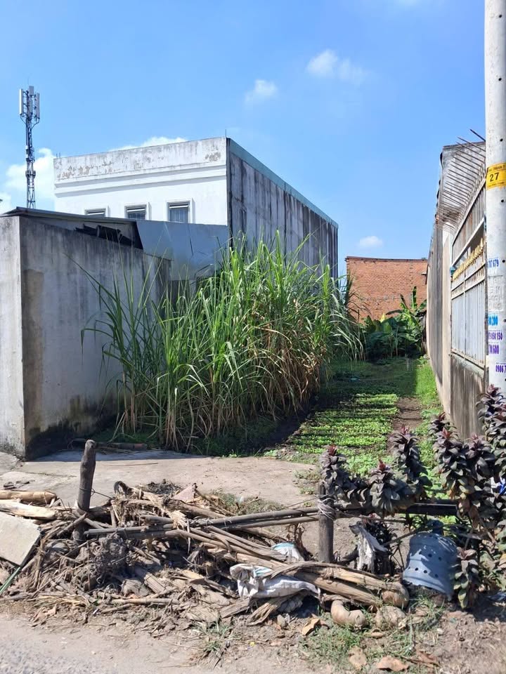 Đất nền sổ hồng riêng Đông Thạnh, Hóc Môn 89m² - Gần chợ và nhà thờ, giá tốt thương lượng!