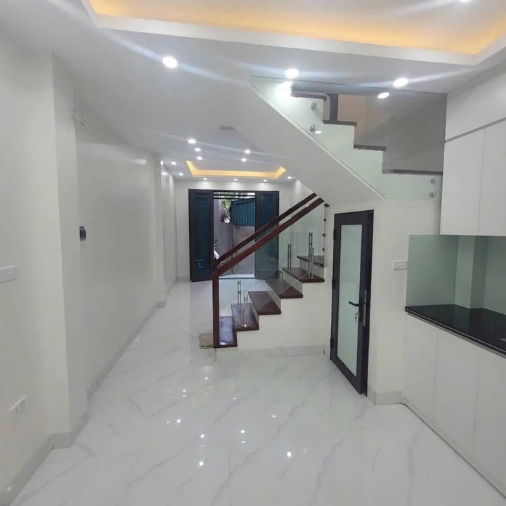 Nhà mới Tây Mỗ 45m² giá 6.7 tỷ - Thiết kế 5 tầng hiện đại!