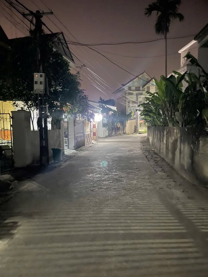 Nhà 3 tầng mới xây tại phố 7 Quảng Hưng 108m² giá 2.999 tỷ - Hướng Đông mát mẻ!