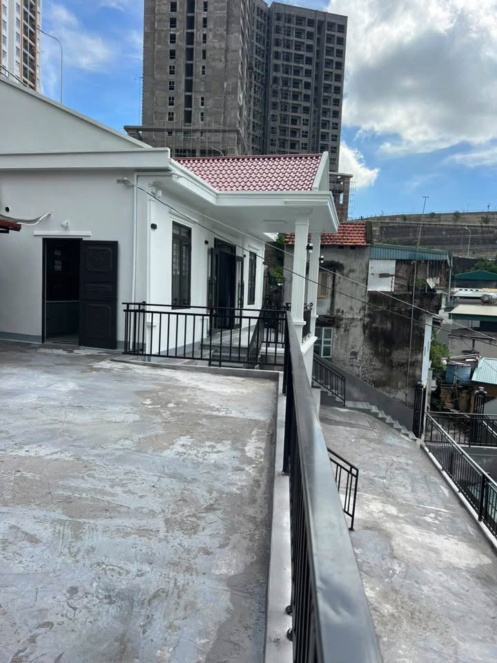 Nhà mái thái sân vườn tại Cao Thắng - 162,4m² giá 2,7 tỷ - Không thể bỏ lỡ!