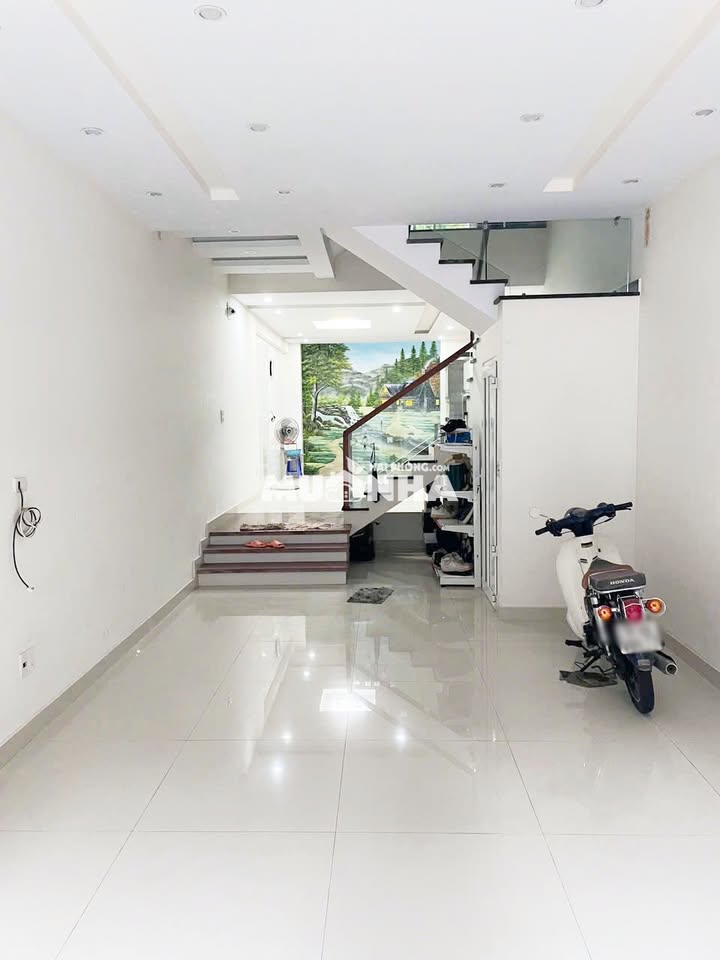 Nhà cho thuê tại Nguyễn Đức Cảnh, Lê Chân 75m² - Hiện đại, đầy đủ nội thất!