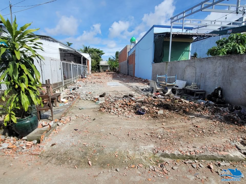 Đất 7x51m tại hẻm 863 Nguyễn Trung Trực, Rạch Giá - Giá chỉ 1.98 tỷ!