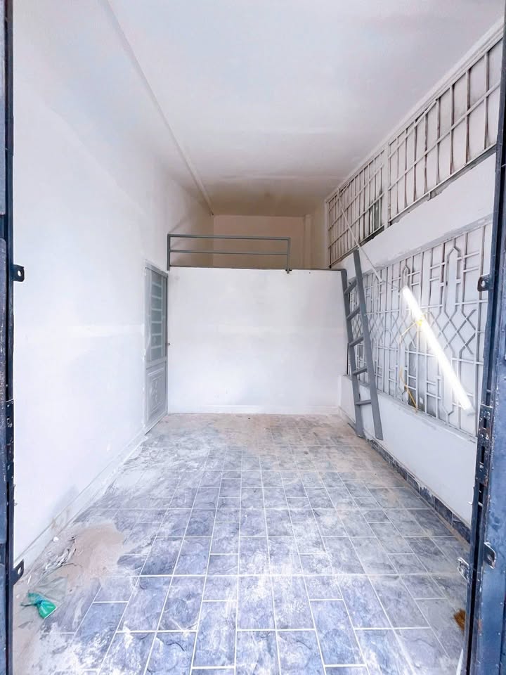 Mặt bằng kinh doanh cho thuê đường Số 19, Bình Hưng Hoà A - Chỉ 4 triệu/tháng!