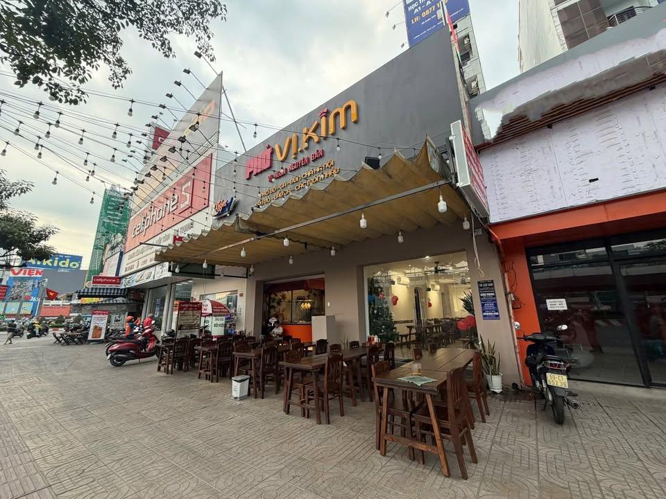 Mặt bằng cho thuê tại ngã tư Hàng Xanh, Bình Thạnh 48m² - Vị trí đắc địa, giao thông thuận tiện!