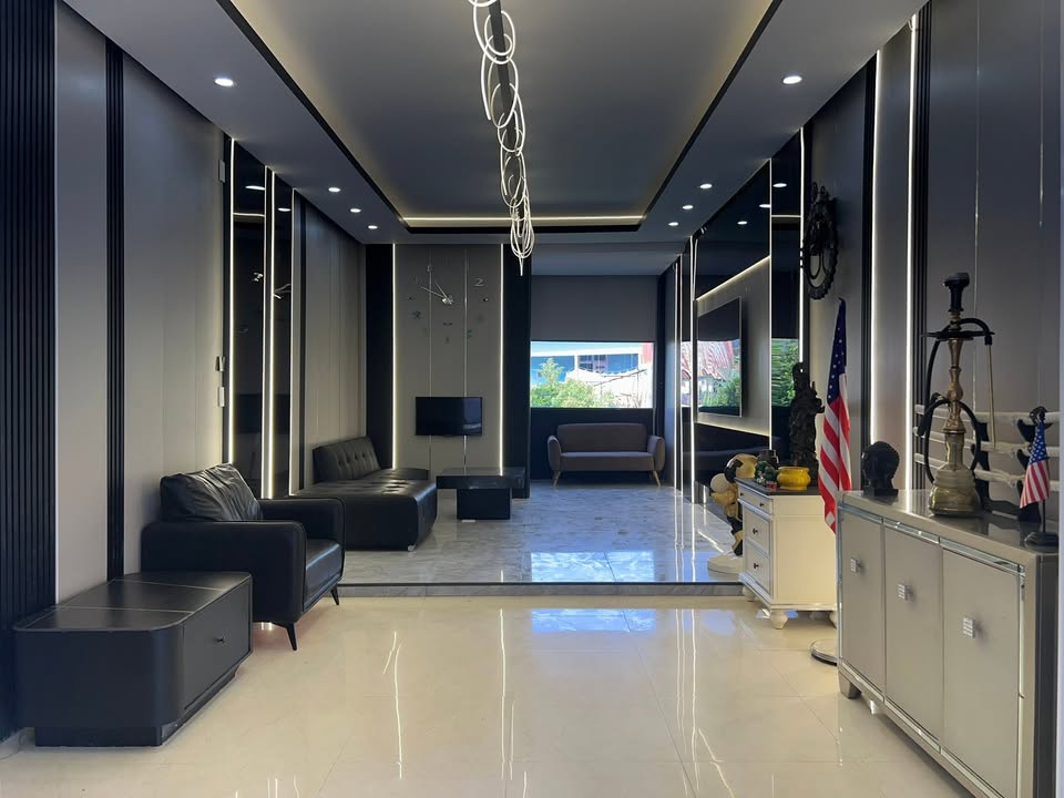 Nhà hẻm 210 Trần Quang Đạo, Cần Giờ 120m² giá 980 triệu - Nội thất cao cấp, cho thuê ngay!