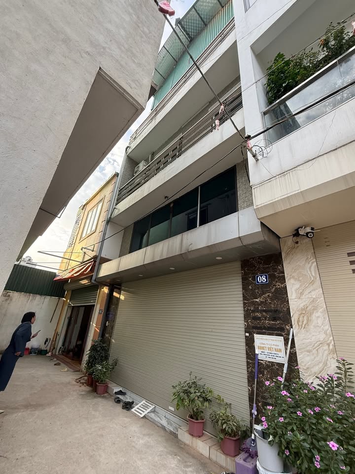 Nhà 4 Tầng Hải Bối 46,5m² giá 5,2 tỷ - Nở hậu phong thủy tốt!