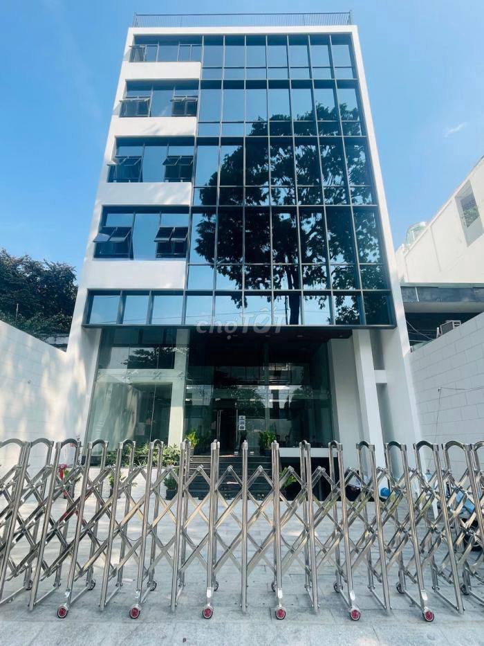 Nguyên Căn Góc 2MT Phạm Ngọc Thạch - Trần Cao Vân, Võ Thị Sáu Q3 450m² - Cơ hội đầu tư lý tưởng!