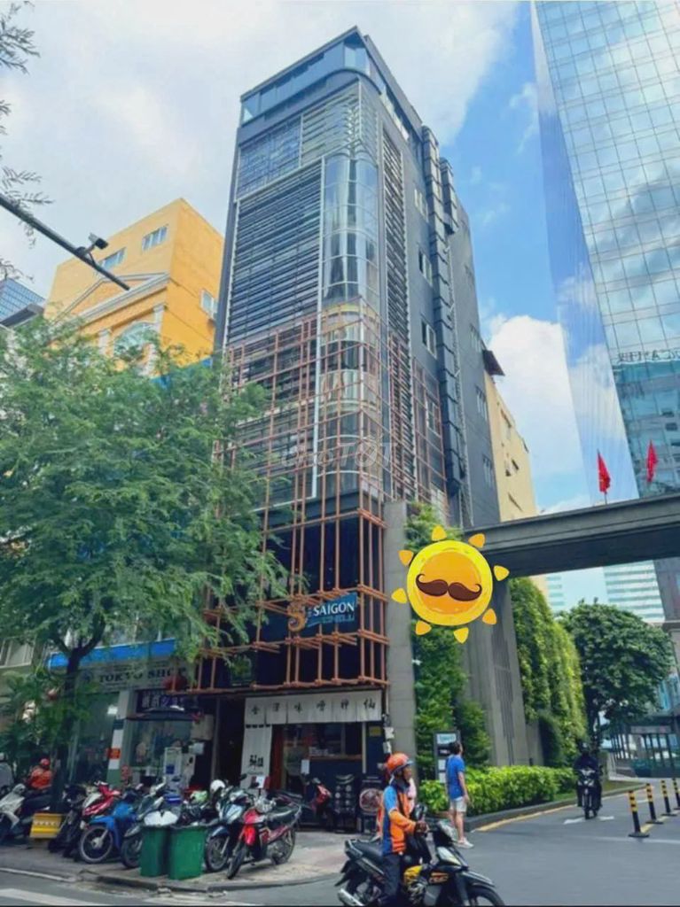 Cho thuê nhà mặt tiền Nguyễn Đình Chiểu, Quận 1 - Diện tích 2500m², phù hợp nhiều ngành nghề!