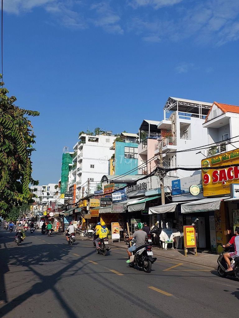 Đất nền 100m² mặt tiền Lâm Văn Bền, Quận 7 - Cơ hội đầu tư vàng!