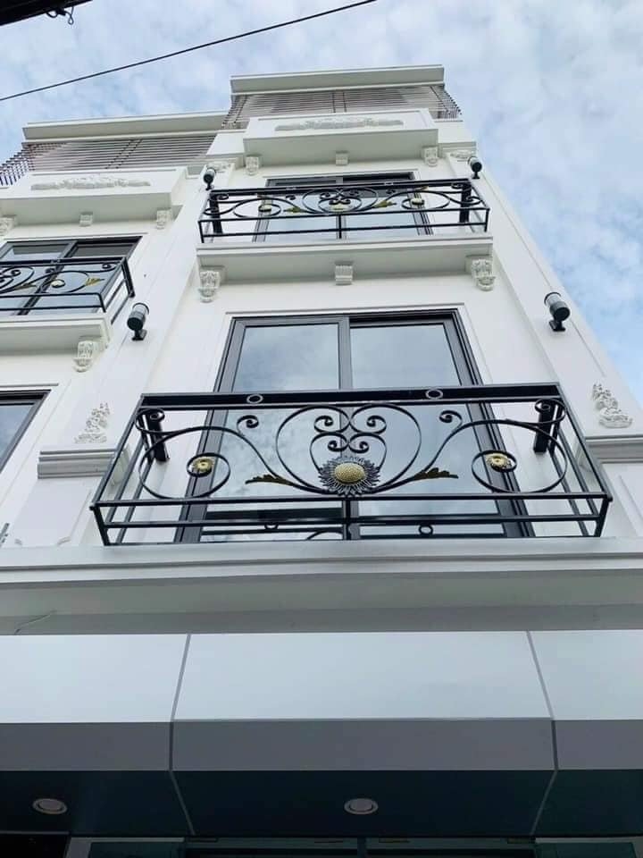 Nhà mặt ngõ Kim Chung Hoài Đức 30m² giá 5,3 tỷ - Ô tô vào tận cửa!