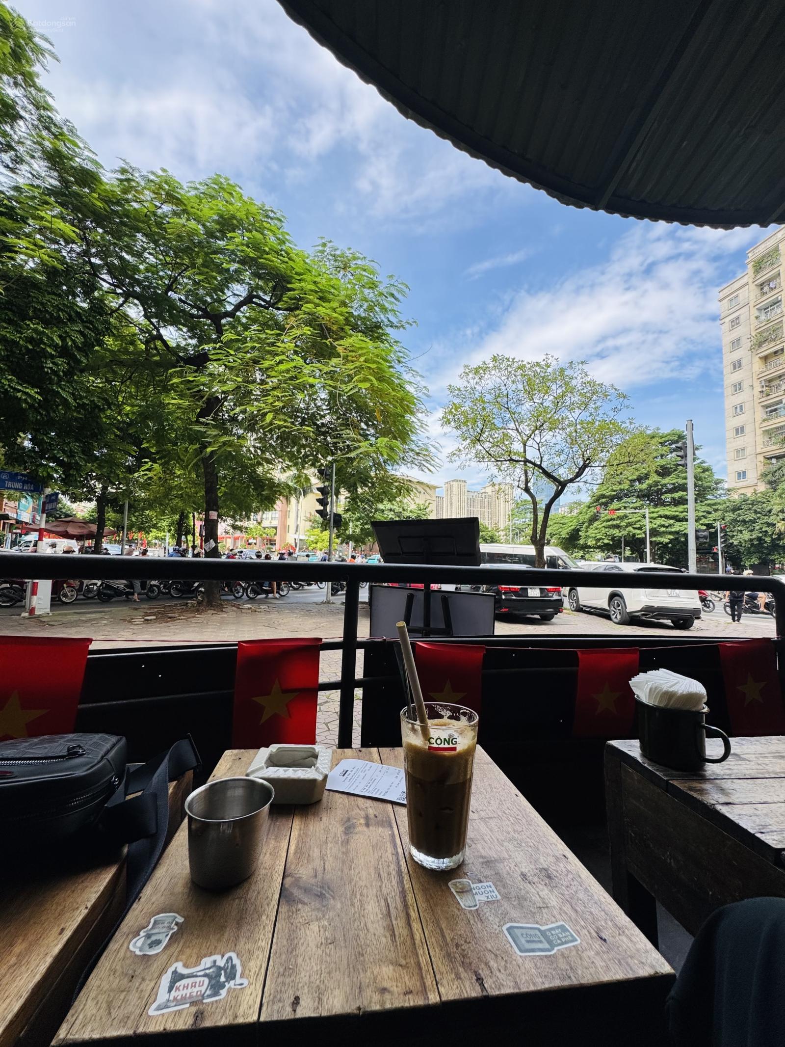 Cho thuê mặt bằng kinh doanh Đỗ Quang, Cầu Giấy 70m² giá 19.5 triệu - Mặt tiền rộng, vị trí đắc địa!