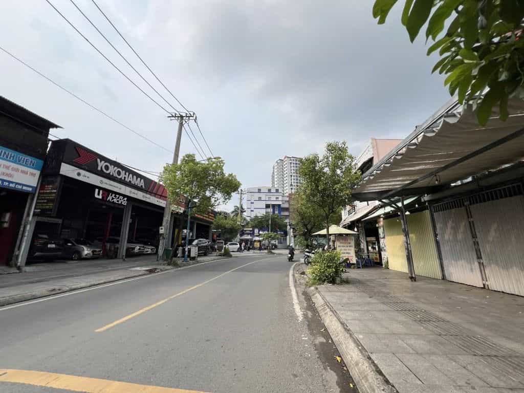 Nhà mặt tiền Kênh Tân Hoá, Tân Phú 36m² chỉ 4.75 tỷ - Đầu tư sinh lời ngay!