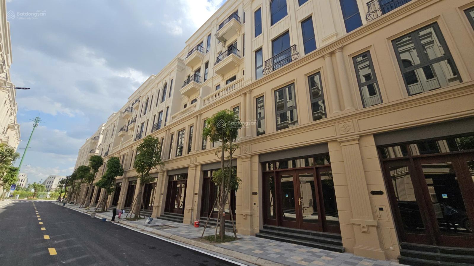 Bán Liền kề 75m² View Công viên tại Vinhomes Cổ Loa chỉ 33.5 tỷ - Nhận nhà ngay!