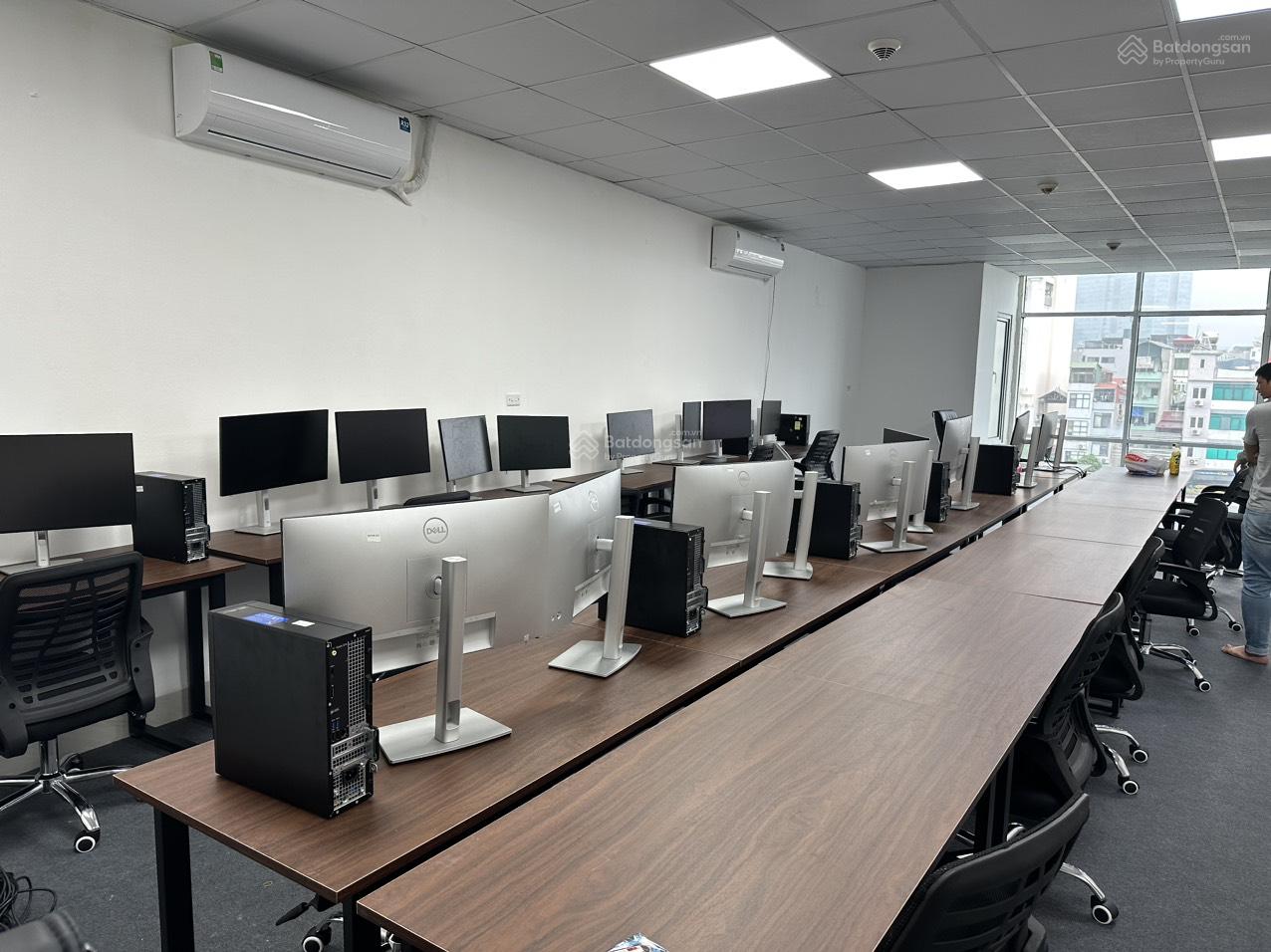 Sàn văn phòng 90m² tại Cầu Giấy giá 13.5 triệu - Không giới hạn ngành nghề