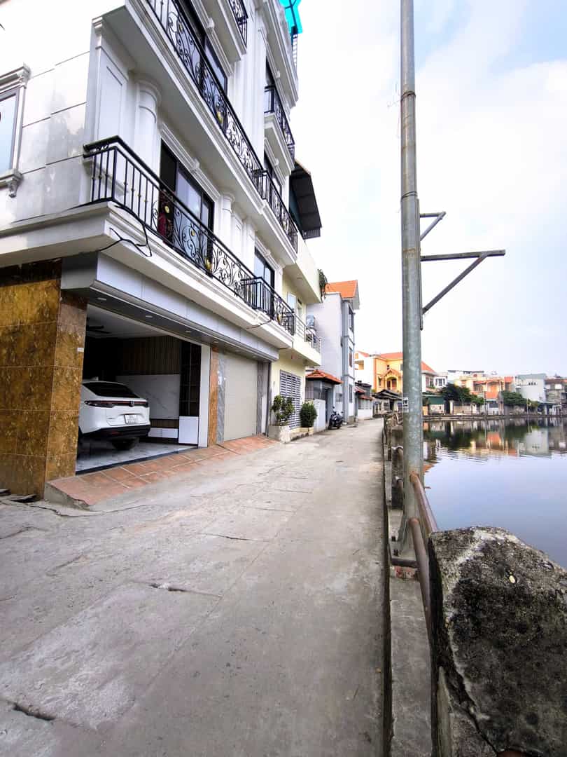 Nhà bán Sơn Đồng, Hoài Đức 45m² giá 8.1 tỷ - Kinh doanh, gara ô tô, view hồ thoáng mát!