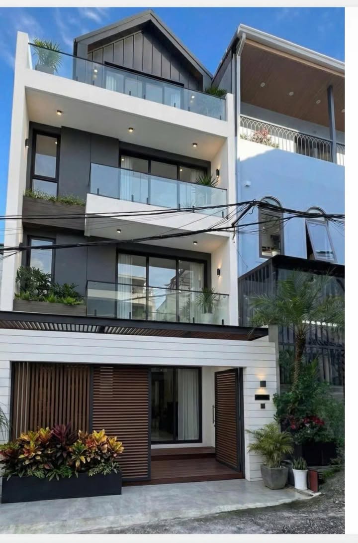 Nhà 3 tầng hẻm ô tô Pasteur, phường Xuân Hương, Đà Lạt - Giá 7.5 tỷ, sở hữu ngay!