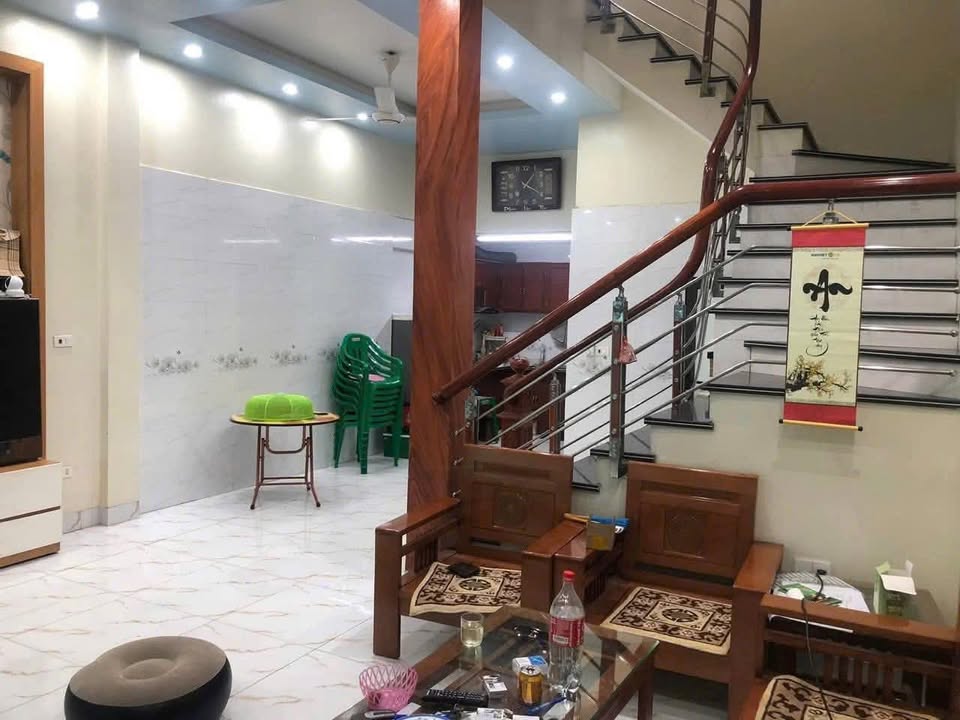 Nhà 3 tầng cho thuê tại phường Quang Trung, Hải Dương - Giá chỉ 4,5 triệu/tháng!