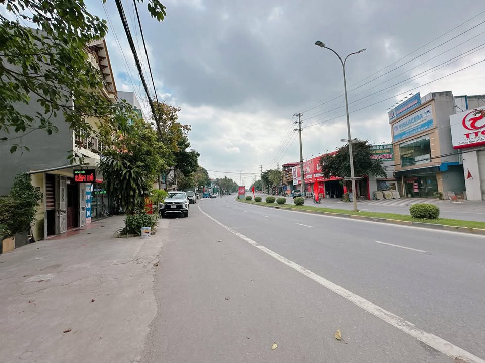 Đất mặt đường Đại lộ Hùng Vương, Vân Phú, Việt Trì 54m² - Đầu tư sinh lời tốt!