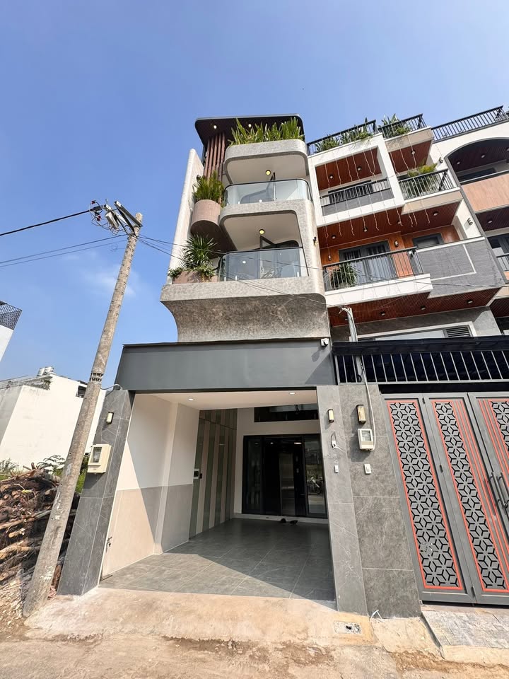 Bán nhà Gò Vấp 52m² giá 9.5 tỷ - Nhà có thang máy, nội thất đầy đủ!