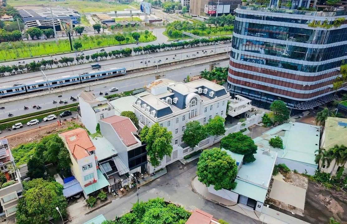 Lô đất góc 2 mặt tiền Giang Văn Minh Quận 2 diện tích 260m² - Cơ hội đầu tư tuyệt vời!
