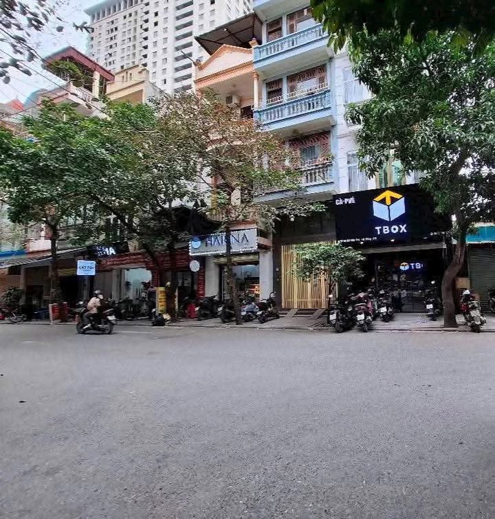 Nhà mặt phố Mỗ Lao, Hà Đông 60m² - Kinh doanh sầm uất, giá thỏa thuận!