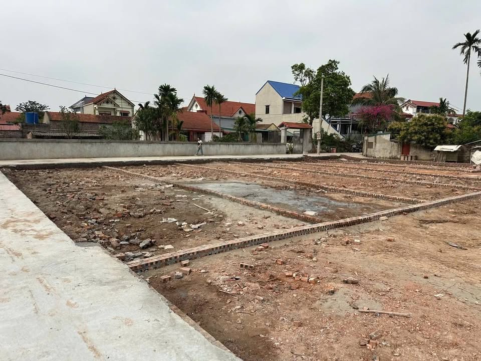 Đất nền Yên Khê, Việt Hòa 85m² giá 1.8 tỷ - Sổ đỏ chính chủ, tiện ích xung quanh đầy đủ!