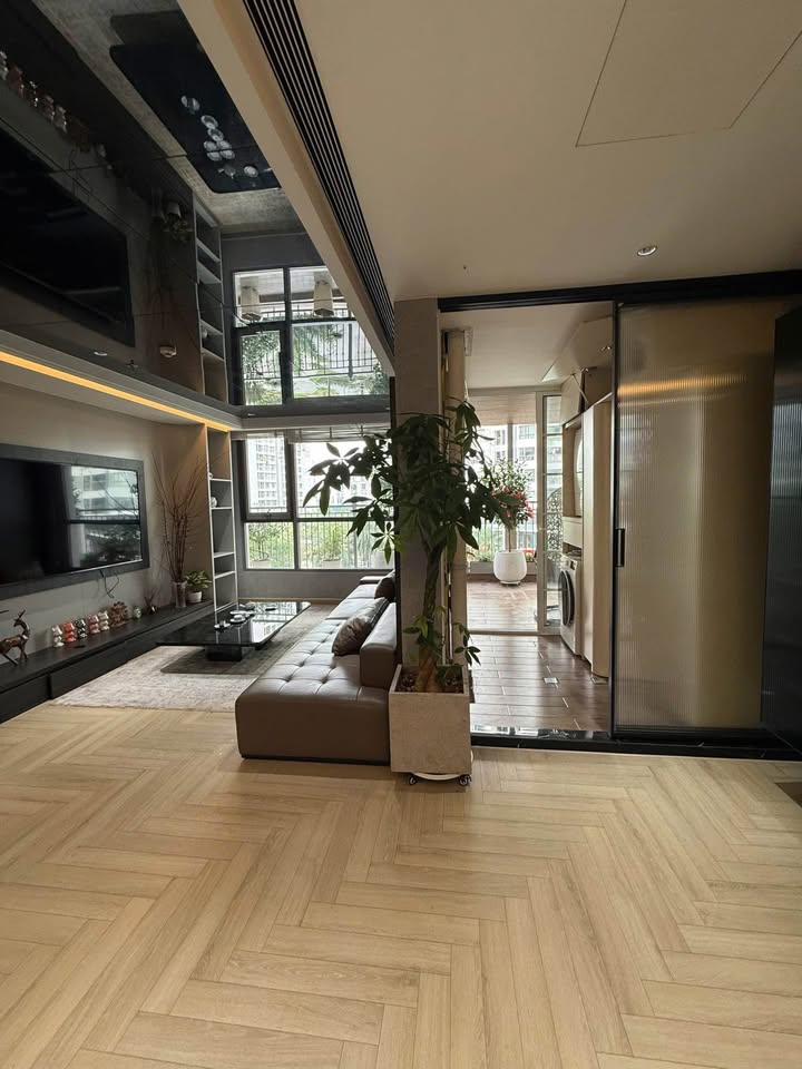 Căn hộ Parkhill Times City 162m² - Cho thuê đầy đủ nội thất, view sân vườn tuyệt đẹp!