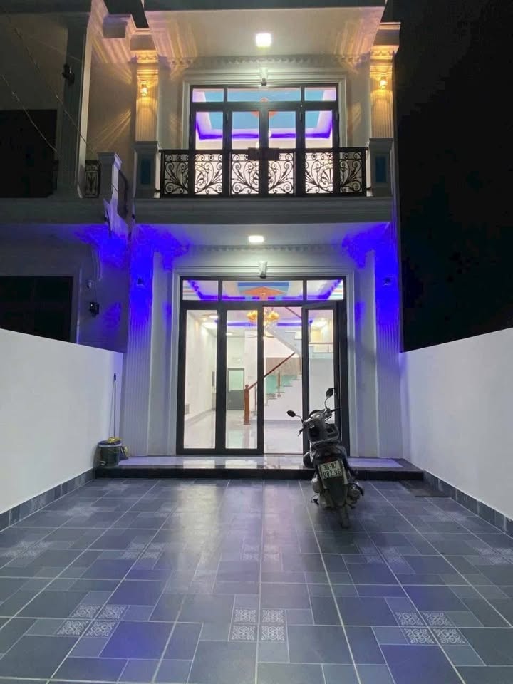 Nhà bán đường Phú Sơn 4, xã Bình Minh, 100m² - Sổ đỏ chính chủ, giá 2 tỷ!